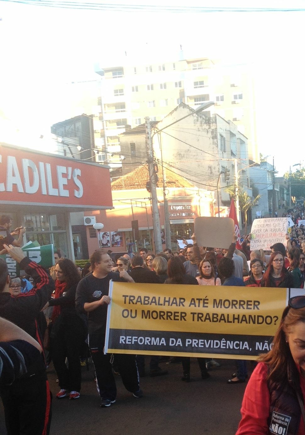 Paralisação contra a reforma da Previdência e Trabalhista aconteceu dia 28/04