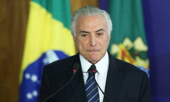 Temer pede para votarem contra denúncia
