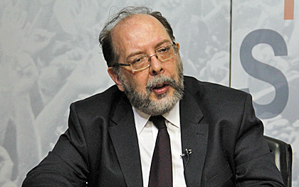 PEC 55 agravará recessão, avalia presidente dos Economistas