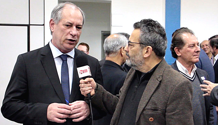 Para Ciro Gomes, reindustrialização é a saída de superação da crise no Brasil