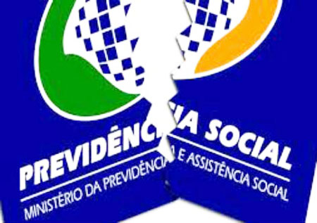 Reforma ameaça sistema de proteção social, avaliam economistas